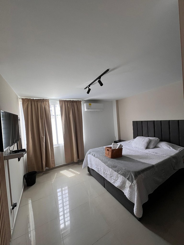 Lindo Apartamento cómodo, moderno y central 201.