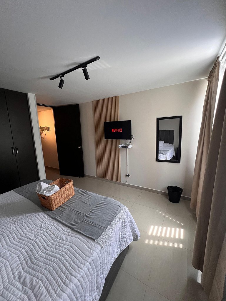 Lindo Apartamento cómodo, moderno y central 201.