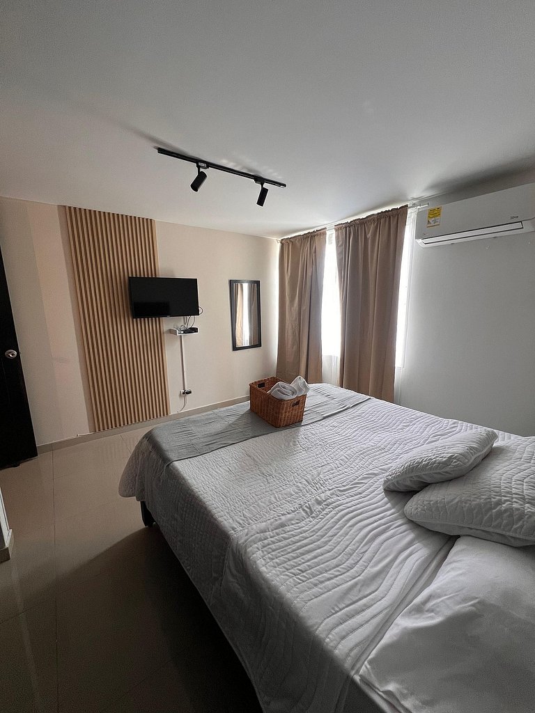 Lindo Apartamento cómodo, moderno y central 201.