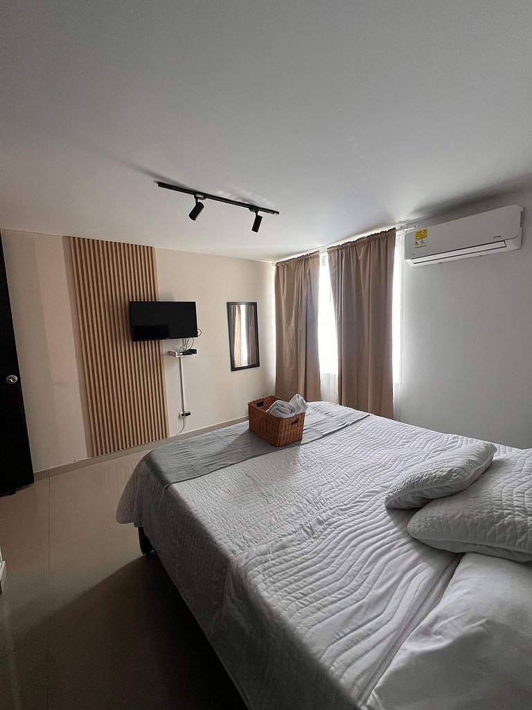 Lindo Apartamento cómodo, moderno y central 201.