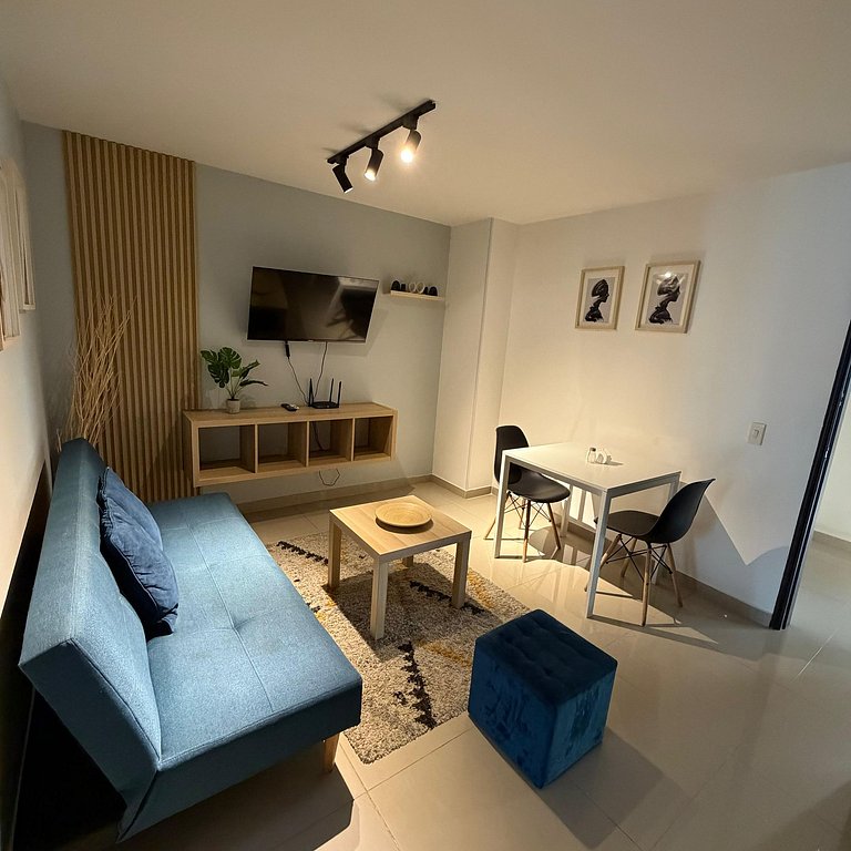 601 Moderno apartamento central