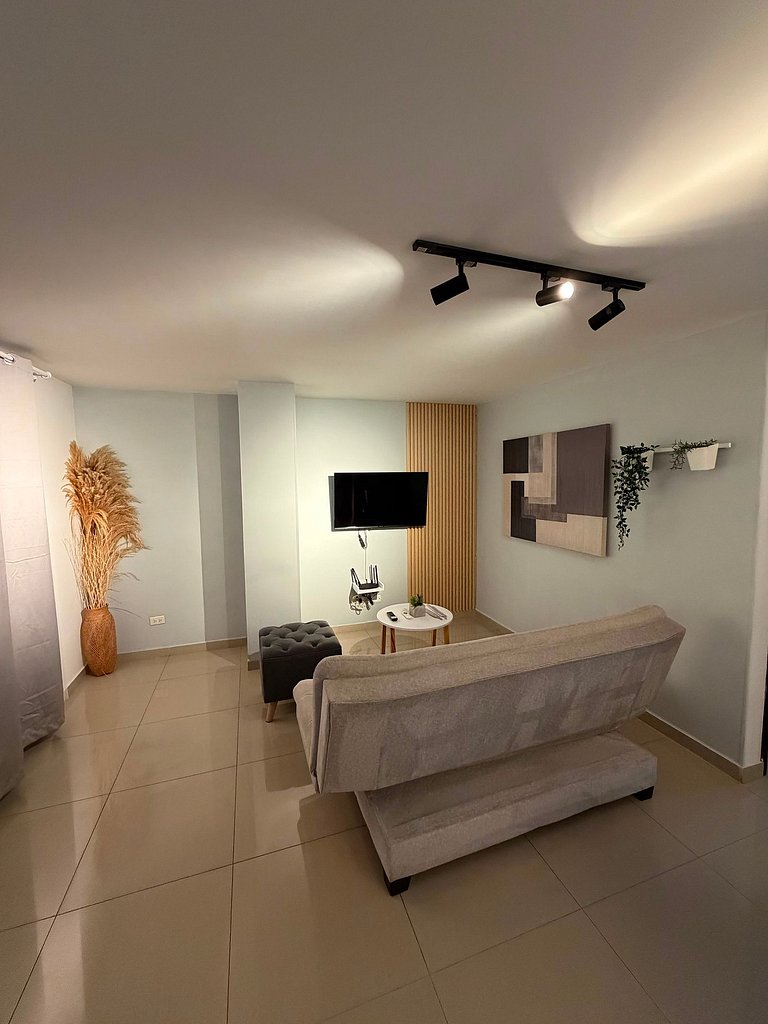 Confortable y lindo apartamento 302